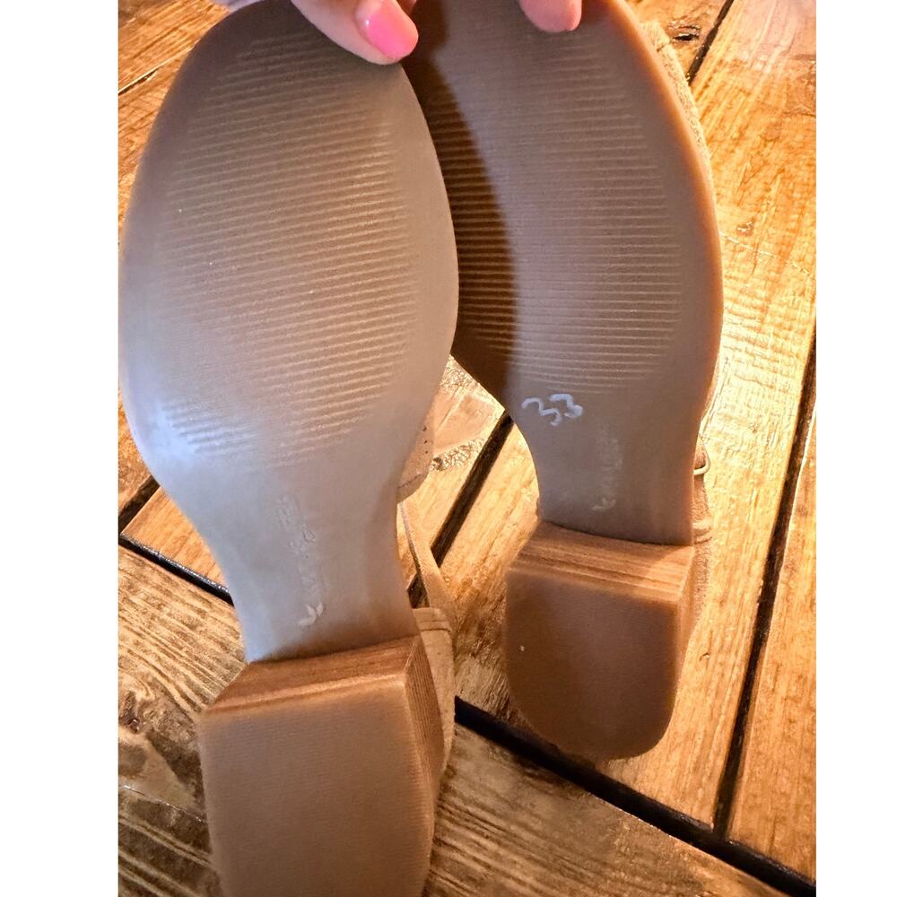Koolaburra by UGG Suede Block Heel 2” Perforated Sandals Peep Toe Beige US 6.5 - Picture 5 of 13